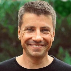 Speaker - Harald Roos